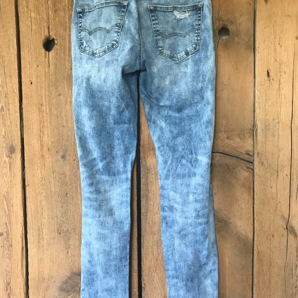 American Eagle Jeans - Picture 3 of 3